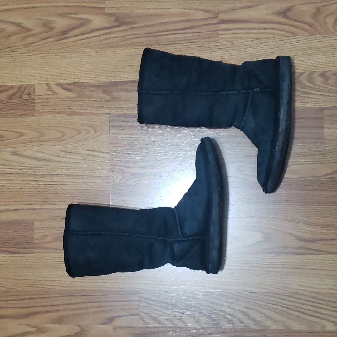 Womens Black Ugg Classic Boots Winter 5